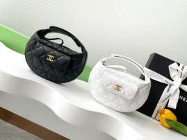 Picture of Chanel Handbags _SKUfw239861936fw